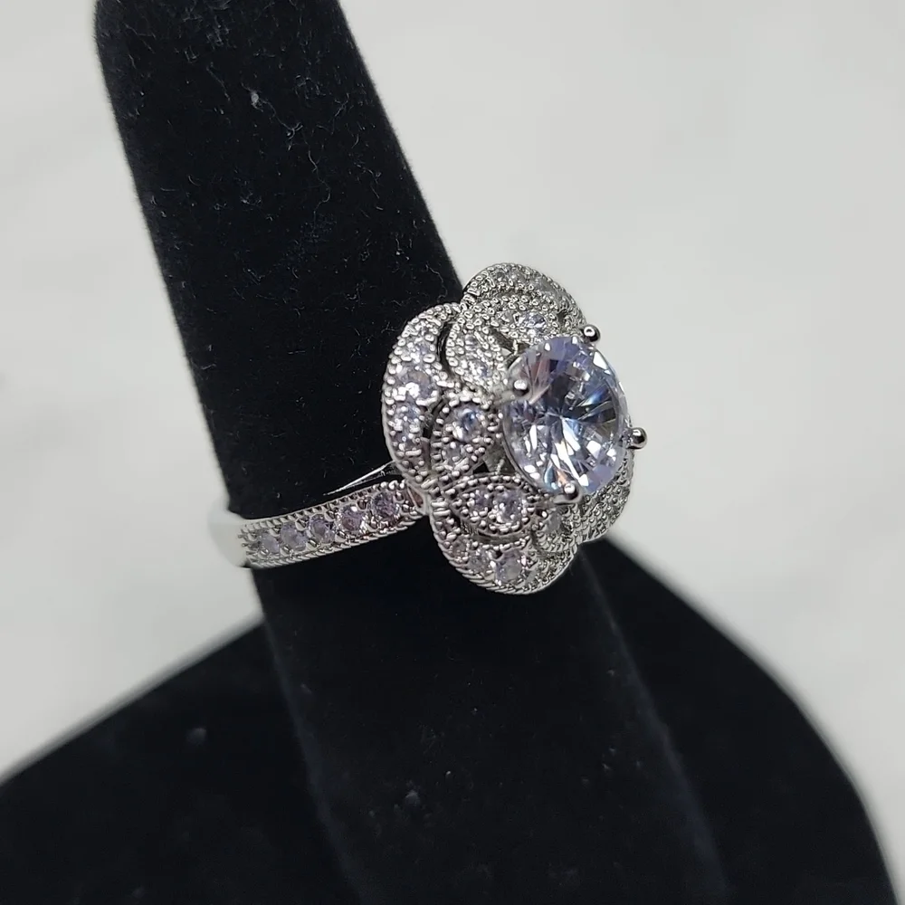 🎄NWT ART DECO DIAMOND RING🎄